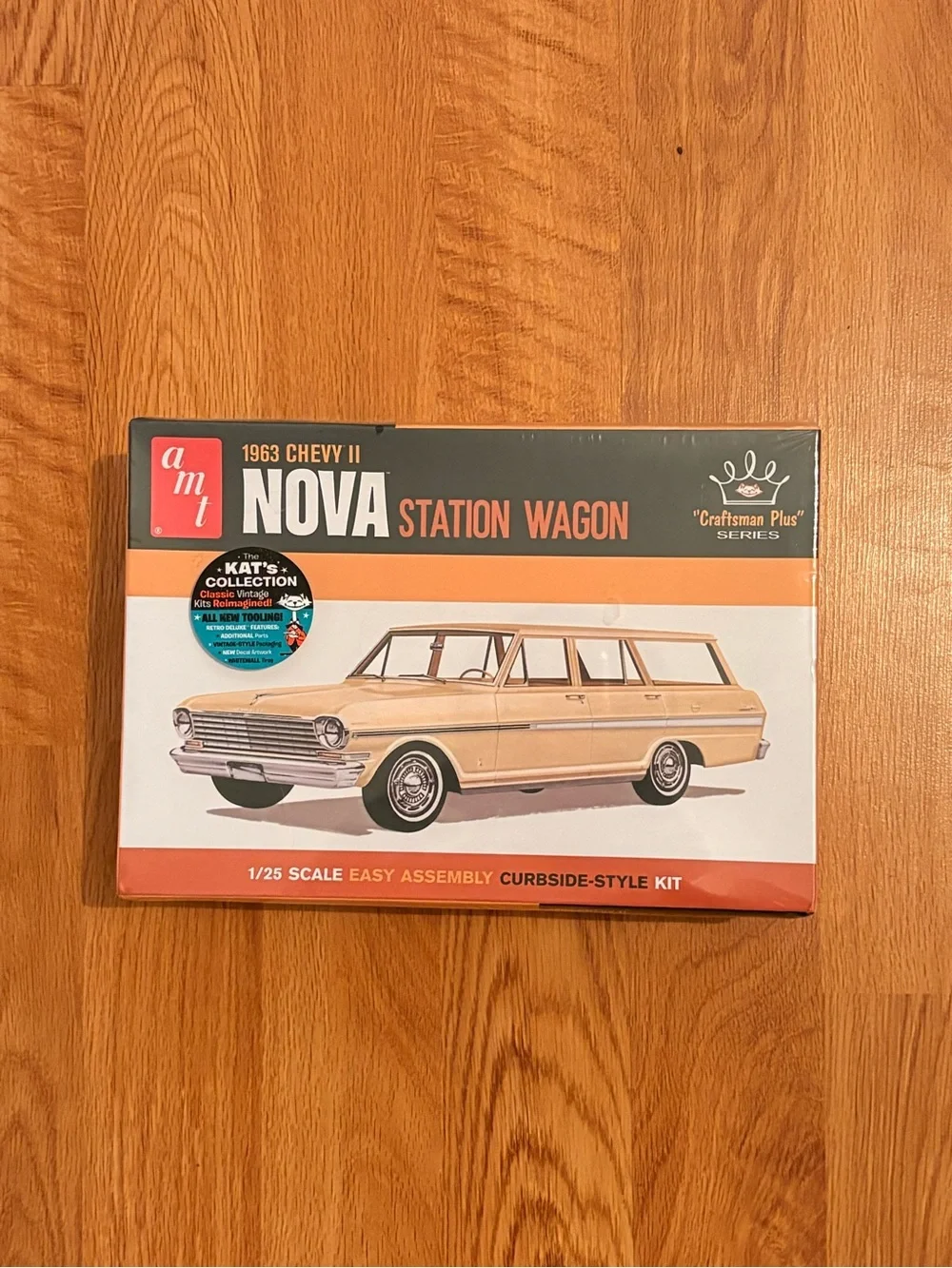 AMT 1963 Chevy II Nova Station Wagon Model Kit